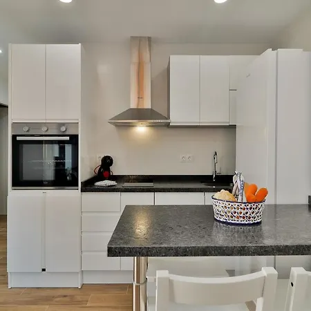 C5 - El Palo 2 Bedroom With Terrace * Malaga